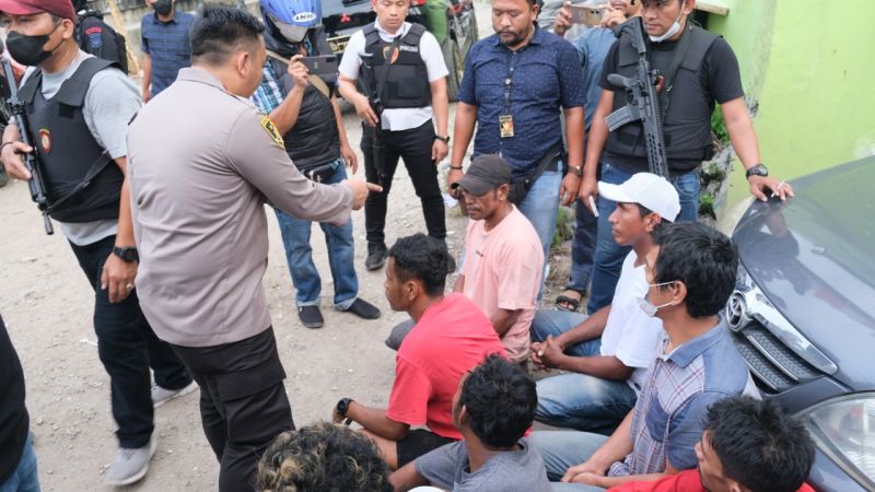 8 Orang Pengedar Narkoba Ditangkap Polisi Di Kampung Ambon